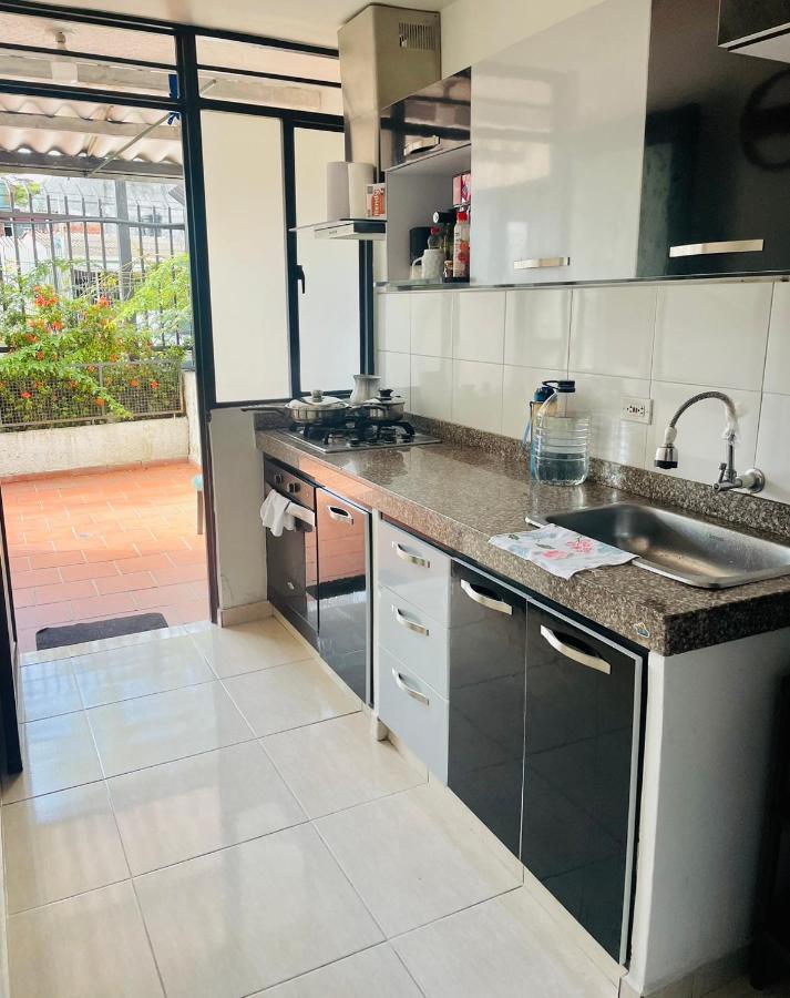Hostal Roma Villavicencio Ngoại thất bức ảnh